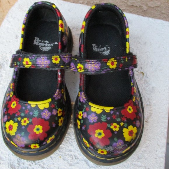 dr martens tully